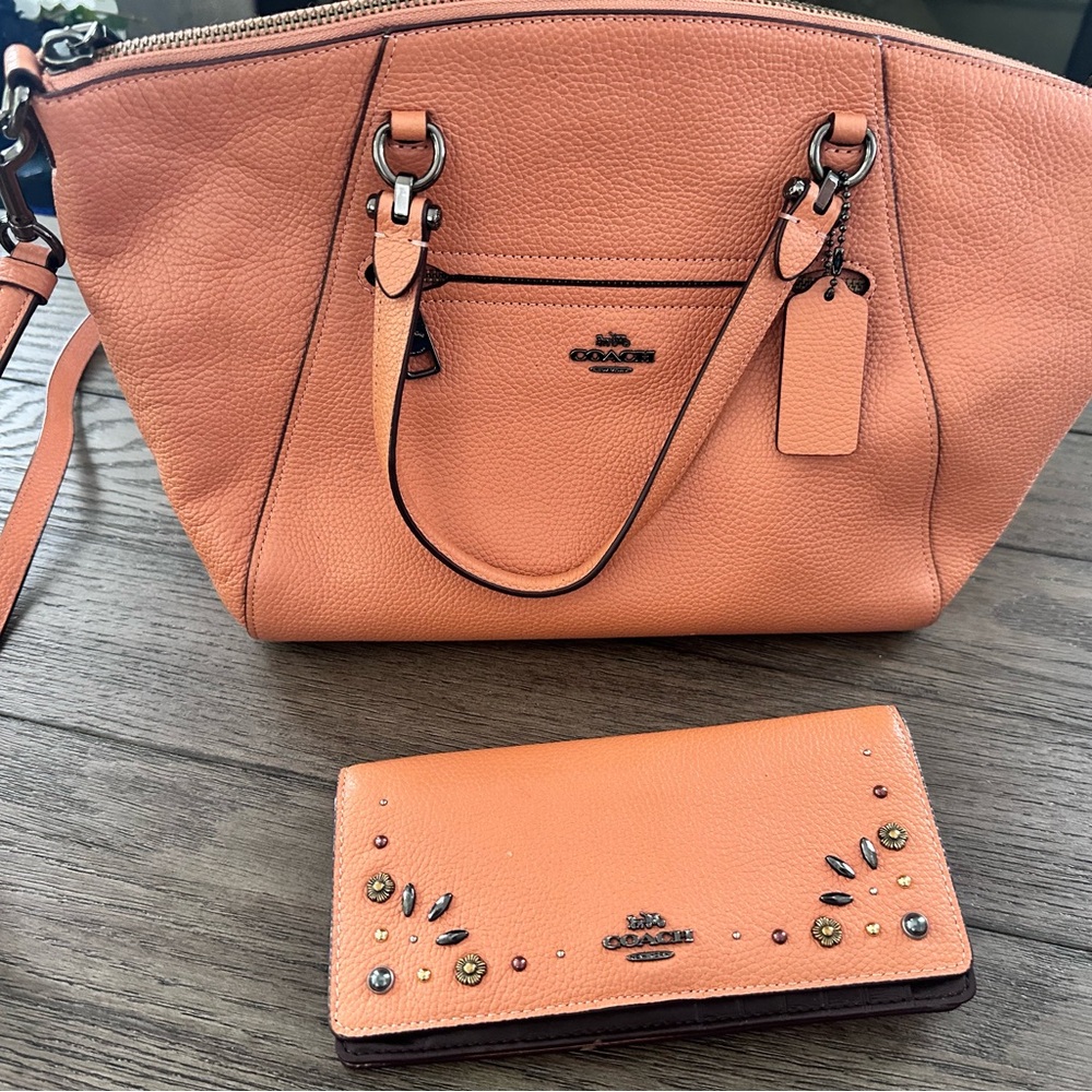 Coach purse and wallet (Salmon Color) Good used condition